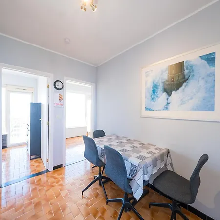 Rooftop Flat By The Seafront With Sea View, Cleaning Included Daire Middelkerke