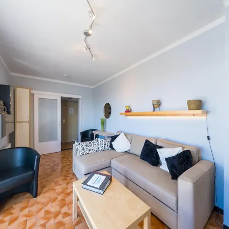Daire Rooftop Flat By The Seafront With Sea View, Cleaning Included